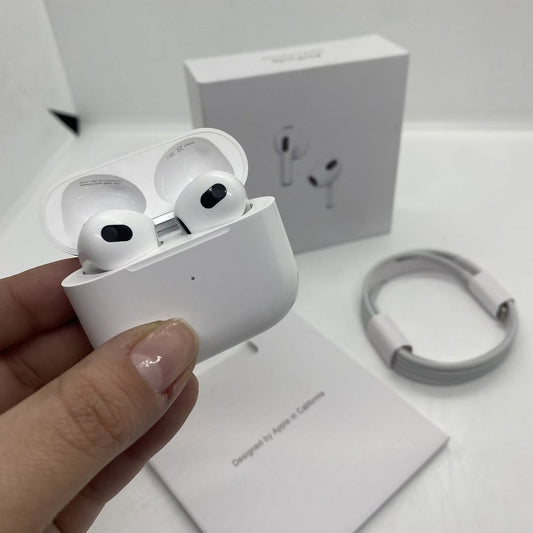 Apple AirPods 3era Generación Con Estuche De Carga Lightning